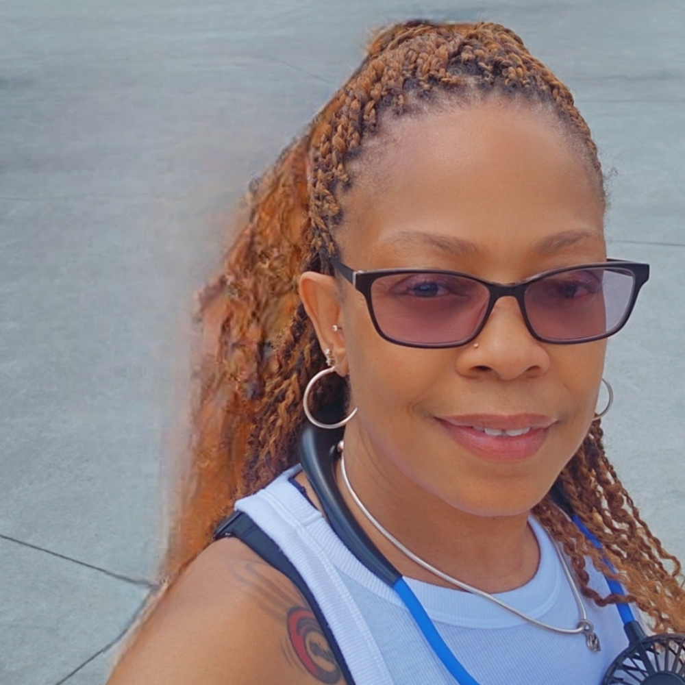 Meet your Posher, Latoya